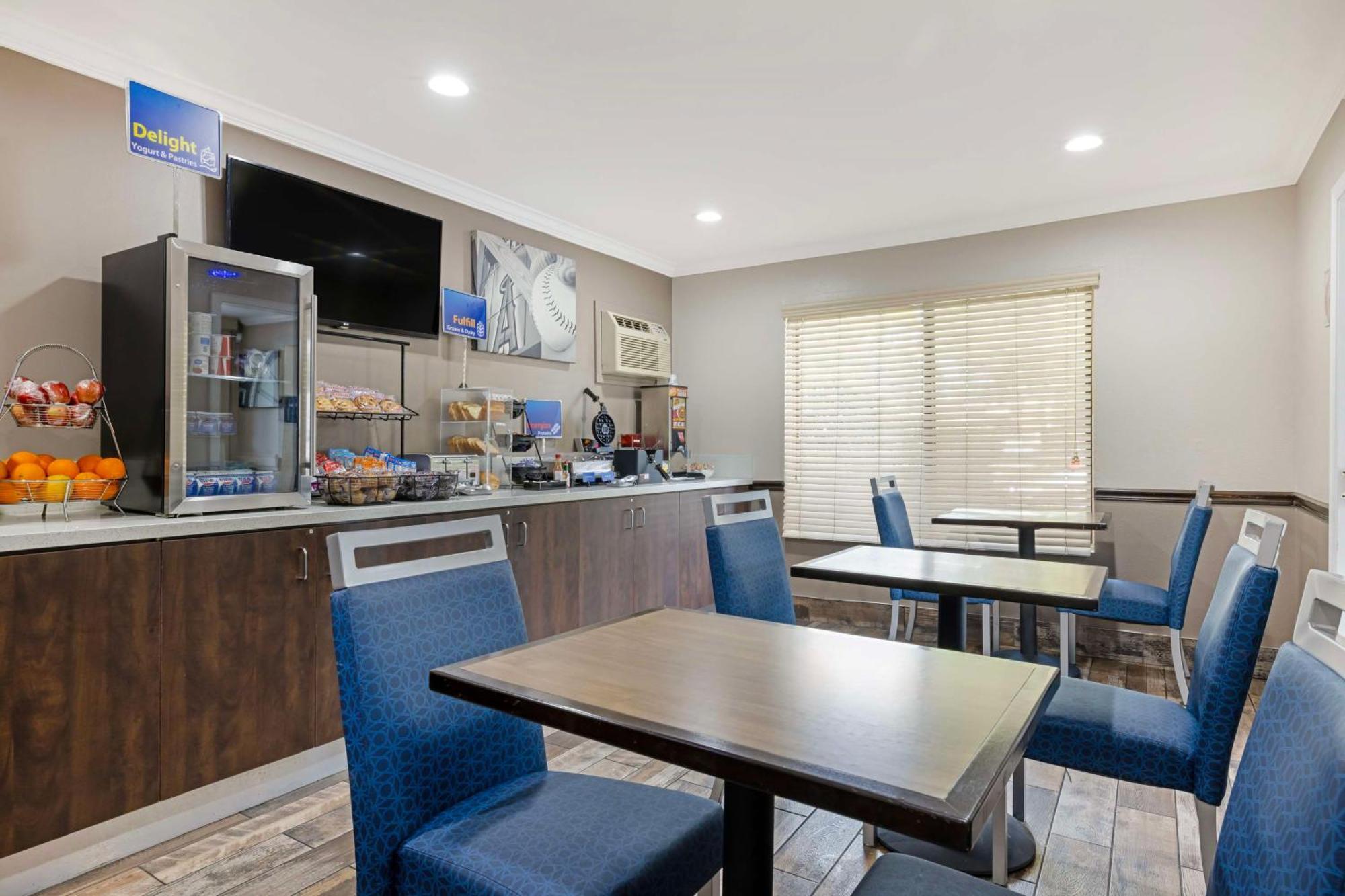 Best Western Courtesy - At The Park Anaheim
