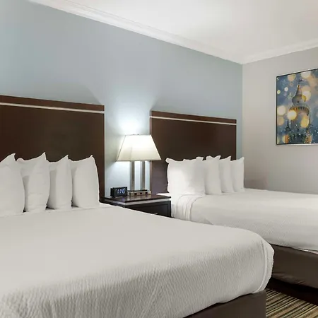 Best Western Courtesy Inn Hotel - Anaheim Resort At The Park Exterior photo